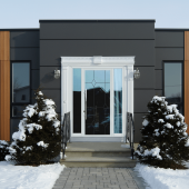 Наружная алюминиевая дверь Calida Glass