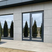 Непромерзающая дверь Calida Glass