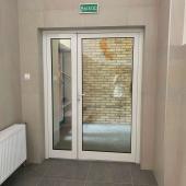 Офисные стеклянные двери