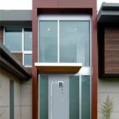 Алюминиевая дверь со стеклом Calida Composite