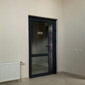 Офисные алюминиевые двери