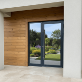 Входные зеркальные двери