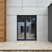 Двухстворчатая алюминиевая дверь