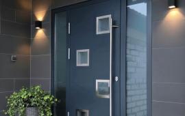 Входная дверь